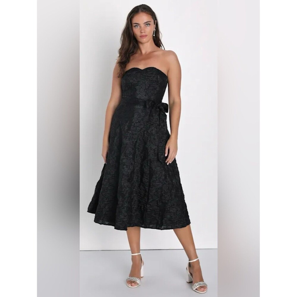 Toast to Tonight Black Textured Burnout Strapless Midi Dress Size Small